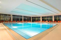 MIRACLE RESORT Pools & Beach